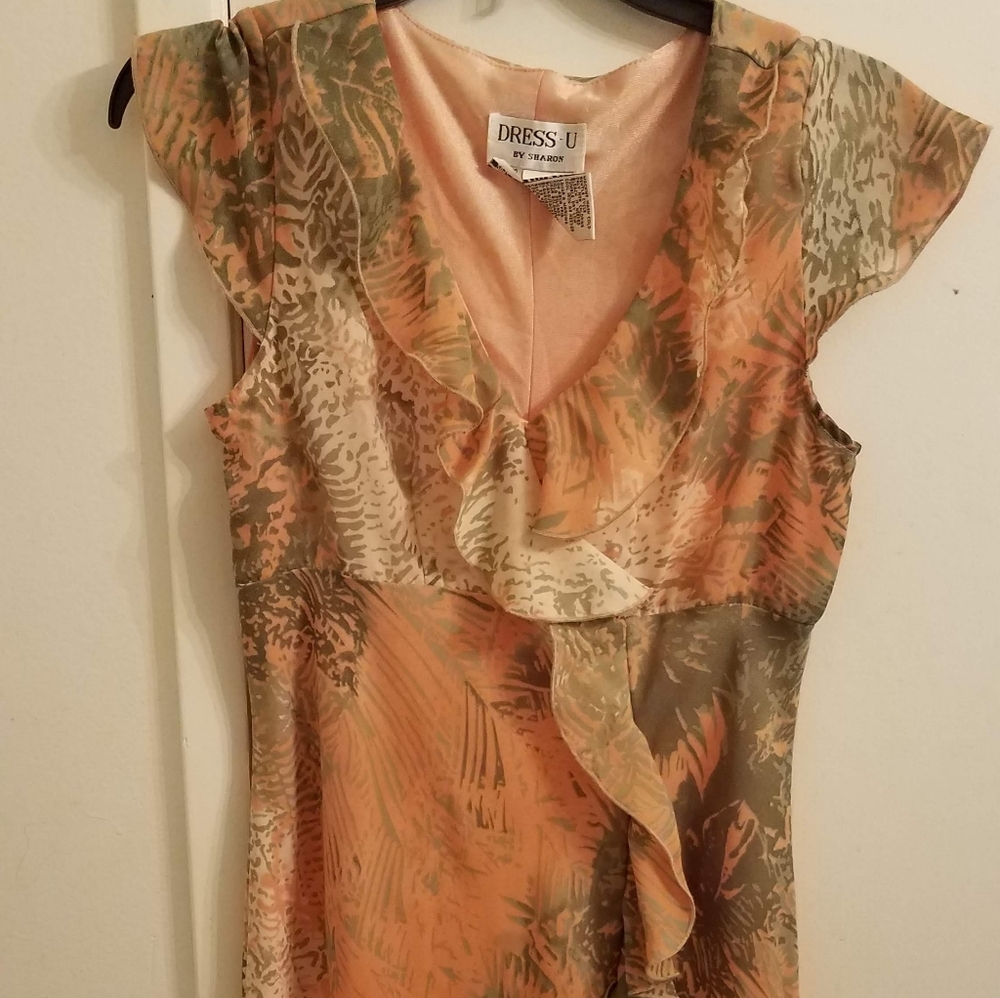 Women peach dress